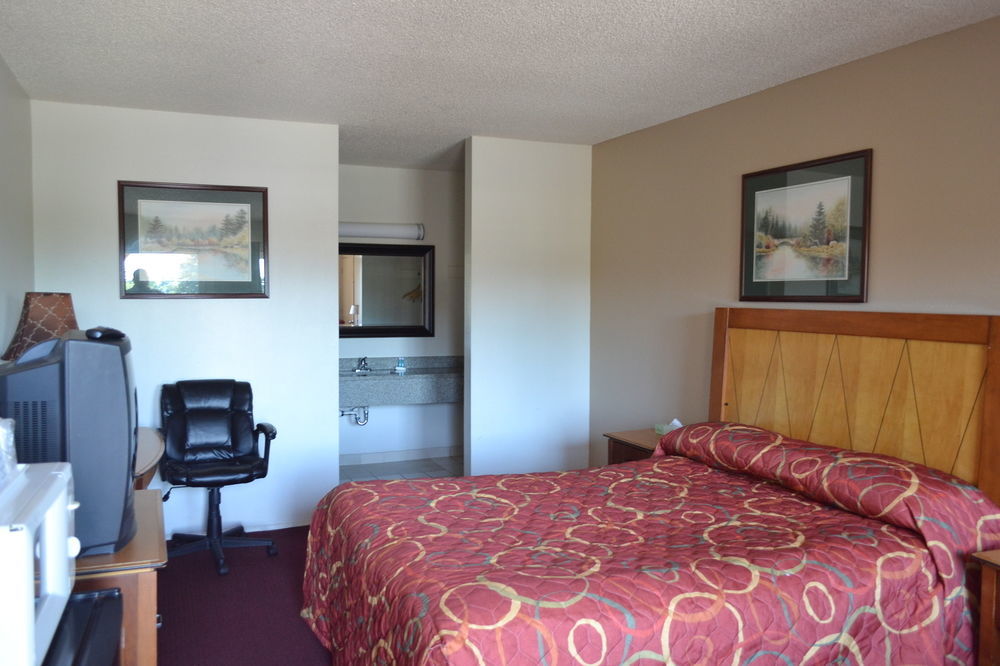 Travelodge By Wyndham Sea-Tac Airport North Тукуила Екстериор снимка