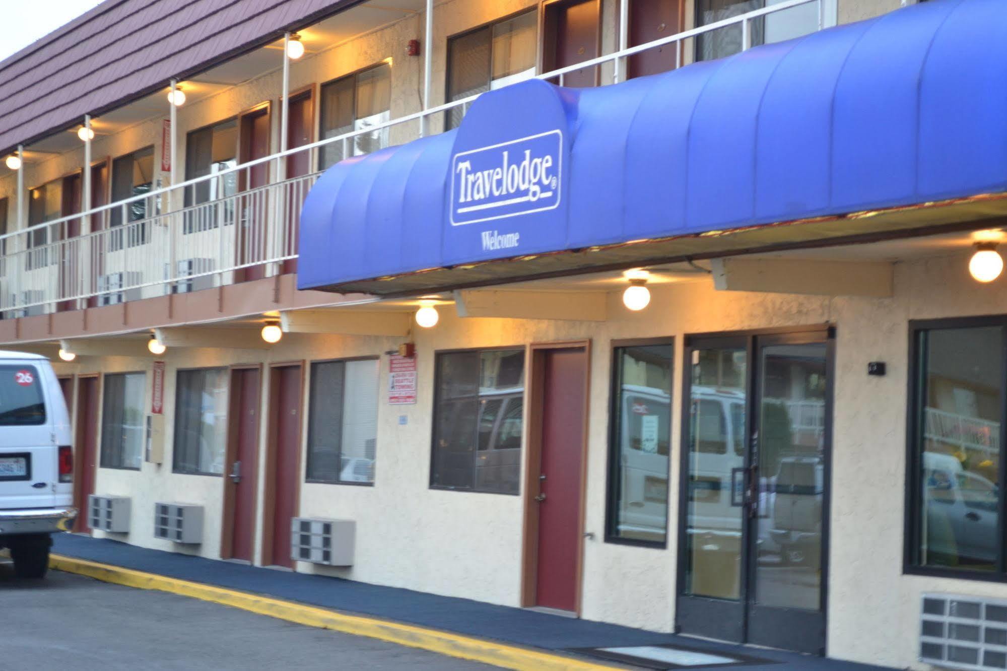 Travelodge By Wyndham Sea-Tac Airport North Тукуила Екстериор снимка