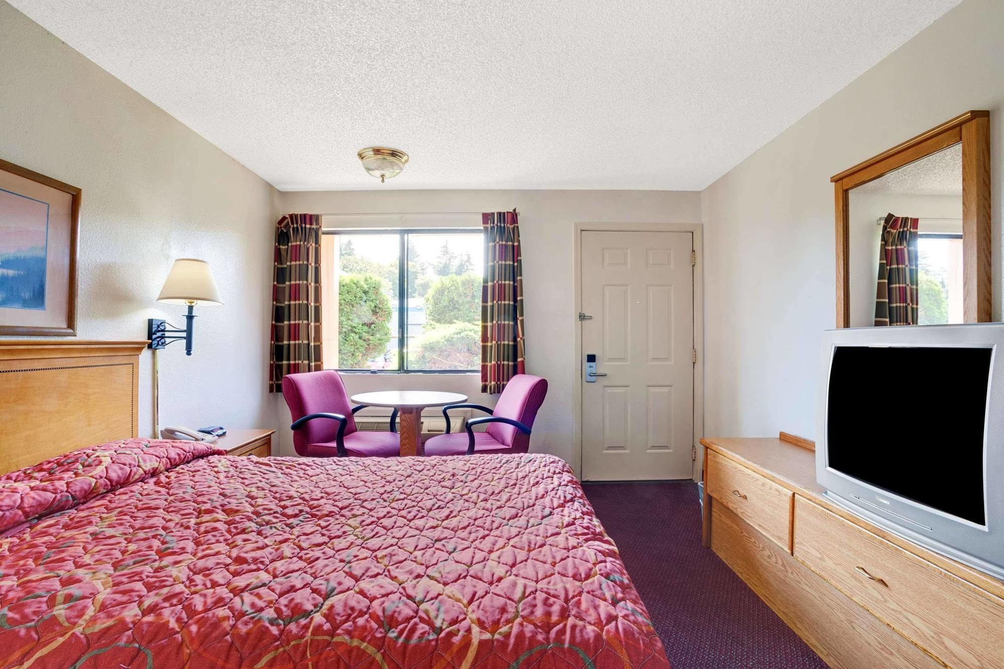 Travelodge By Wyndham Sea-Tac Airport North Тукуила Екстериор снимка