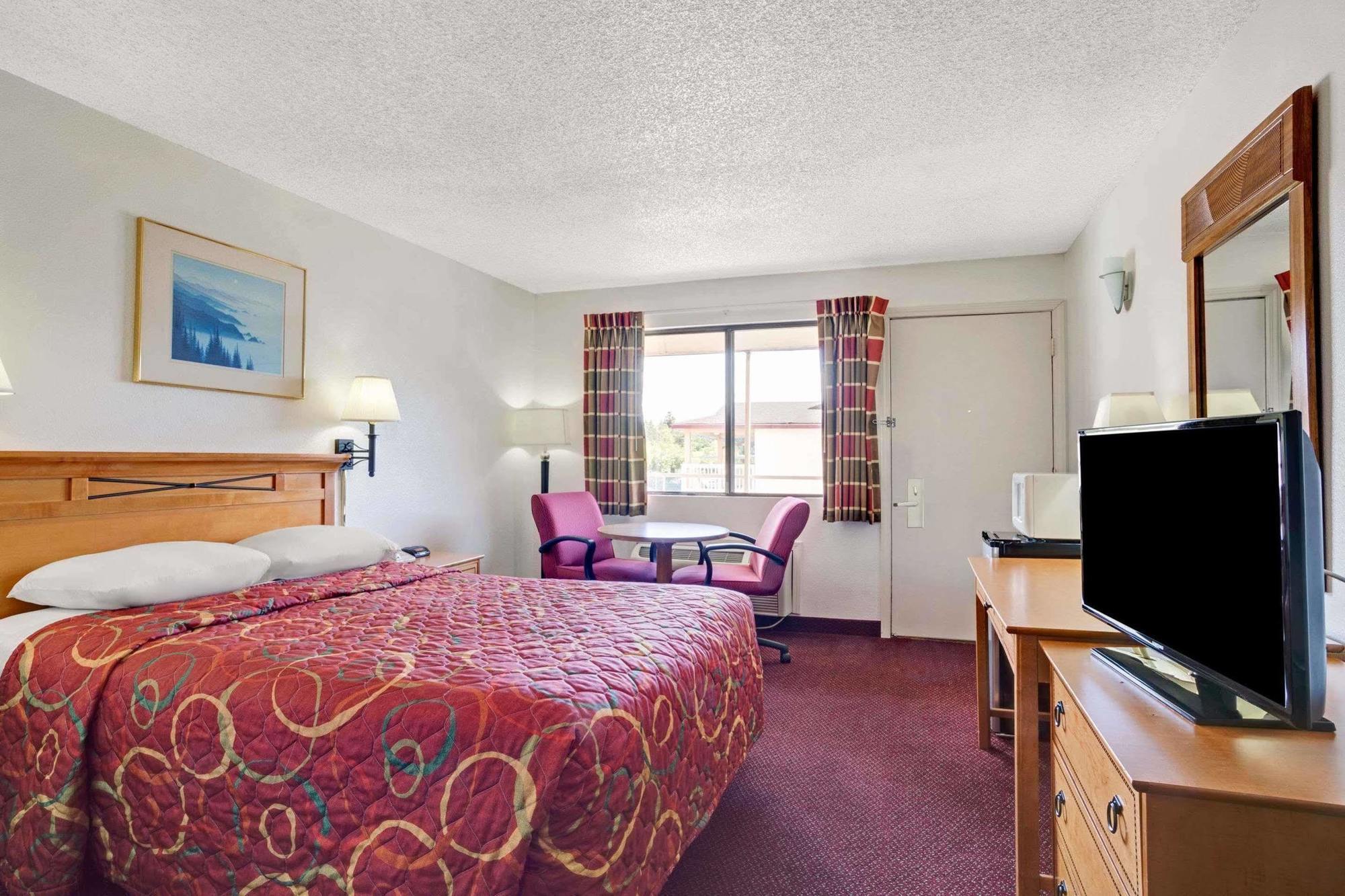 Travelodge By Wyndham Sea-Tac Airport North Тукуила Екстериор снимка